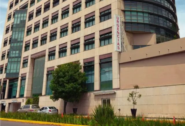 Fachada de hospital